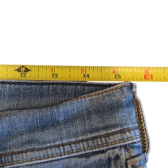 Hollister Y2K Distressed Low-Rise Denim Jean Shorts Size 3 - Picture 4 of 6